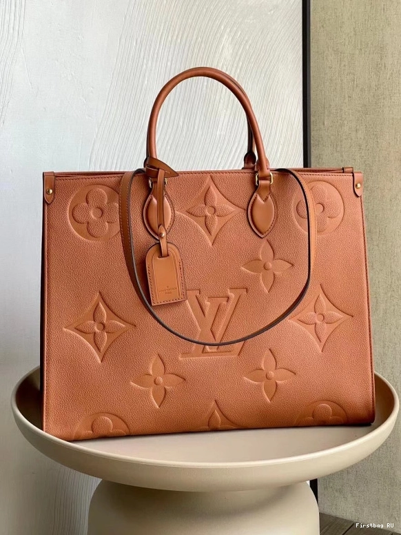 First bag ru GM VUITTON ONTHEGO LOUIS 0820